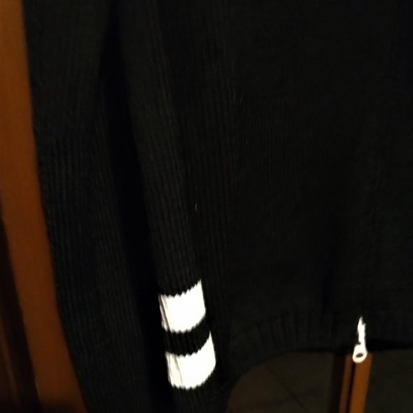 Joe Fresh Heavy Polyester Knit Black Jacket with White Dual Zipper - Picture 2 of 4
